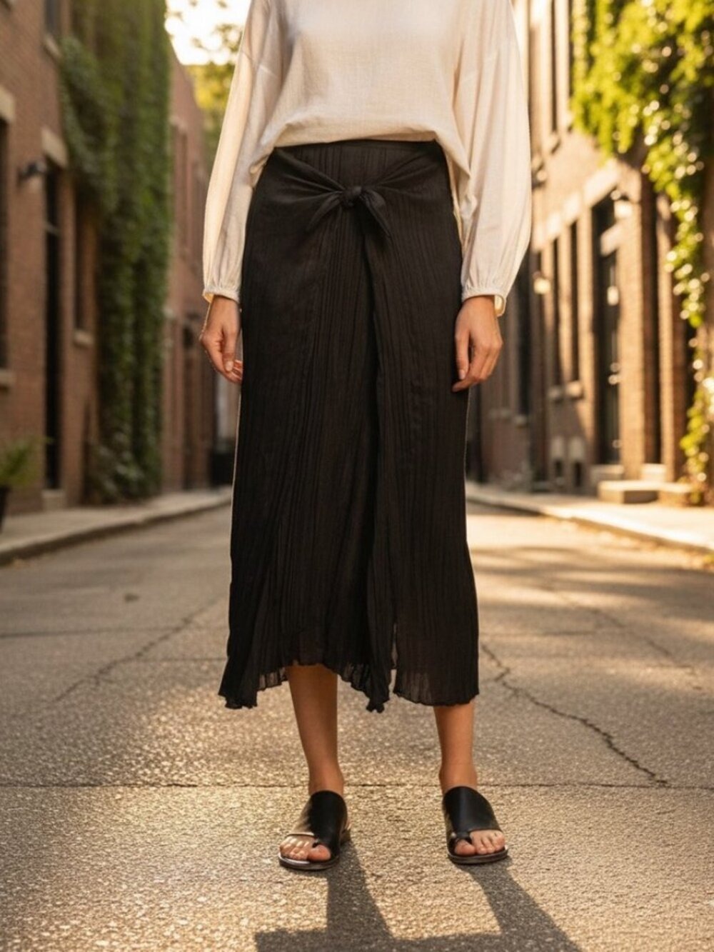 ** NEW Vince Black Pleated Tie Front Maxi Skirt Size XS - Picture 1 of 6
